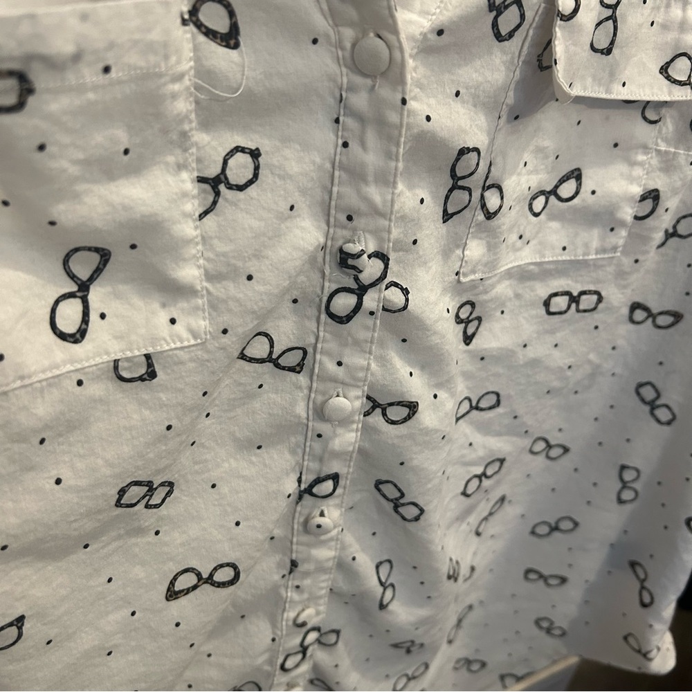Torrid Womens 1x Plus White Glasses Madison Collared Button-Up Pockets - Picture 3 of 6